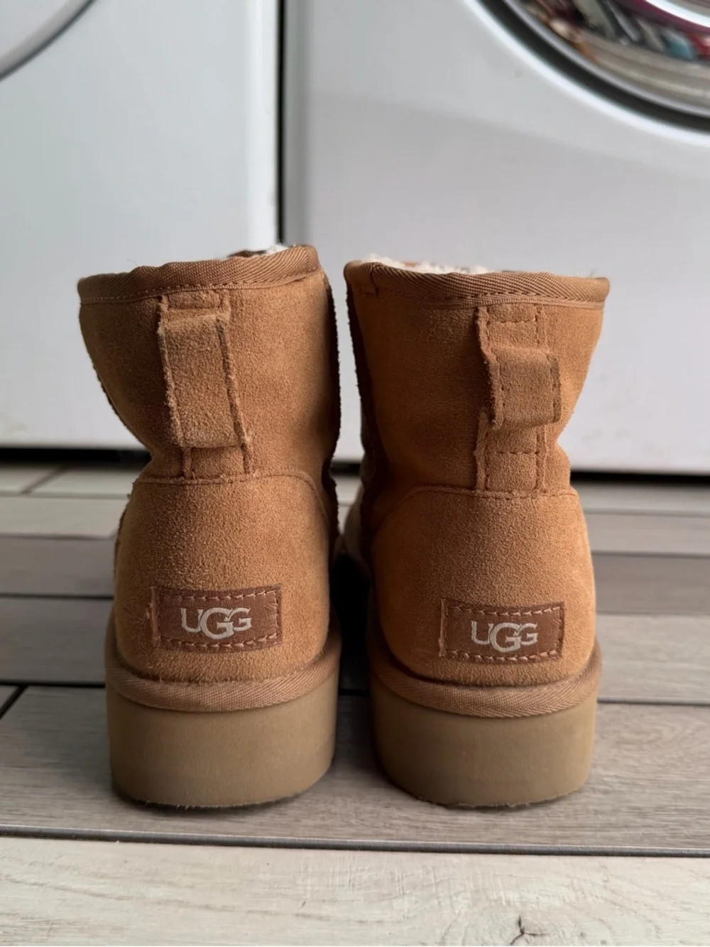 UGG Women's Classic Mini Platform boots in the color chestnut